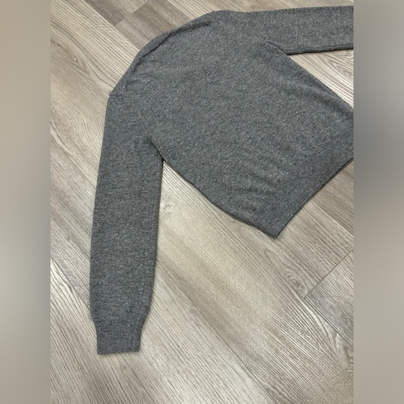 SOLD- Comme des Garcons Wool Sweater V-Neck Gold Heart CDG Play Heart Women’s XS - Picture 9 of 16